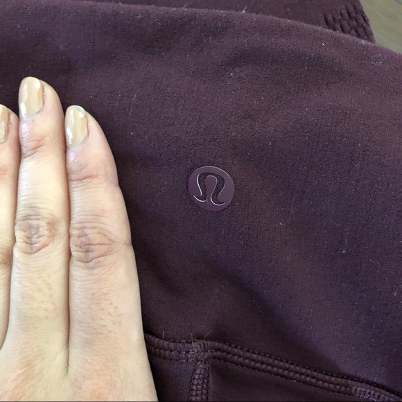 ✨EUC Lululemon Laser Cut Out Pants✨ - Picture 3 of 4